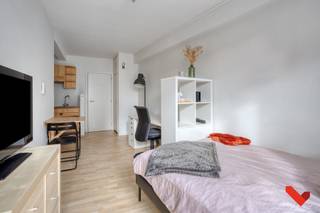 Découvrez ce spacieux studio situé dans la vibrante rue de Tirlemont, un emplacement réputé non seulement pour son atmosphère animée mais aussi...