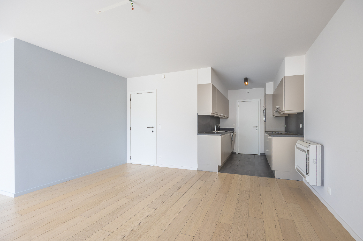 Modern gerenoveerd ruim appartement vlakbij het strand van Bredene - foto 5