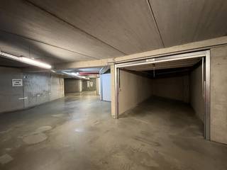 Garage à louer à Bruges