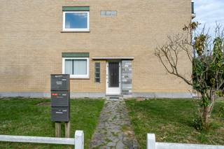 [[ DIT PAND NEEMT DEEL AAN DE ERA OPEN HUIZEN DAG OP 6/12 VAN 16:00 TOT 17:00 ]] In het groene Grimbergen, op een rustige ligging doch...