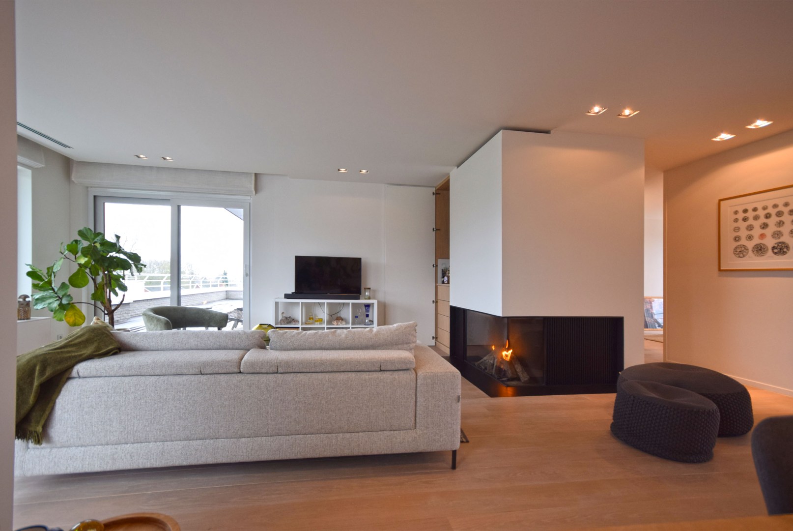 EXCLUSIEF PENTHOUSE AAN HET STERREBOS – WAAR LUXE, RUST EN PANORAMISCHE VERGEZICHTEN SAMENKOMEN - foto 2