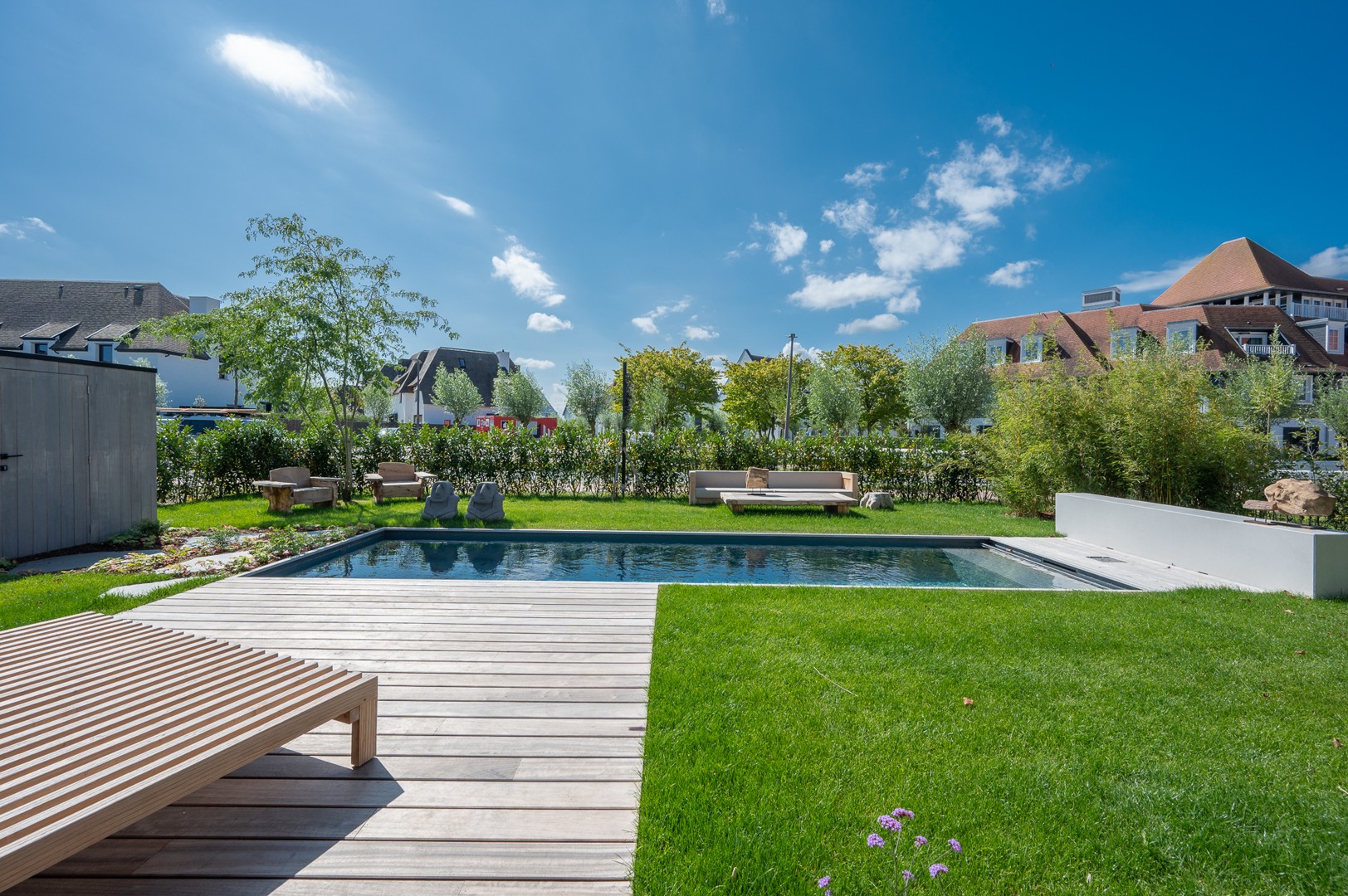 Luxurious detached villa in Knokke Duinenwater with a beautiful sunny garden and pool, just a few steps from the lake. - photo 5