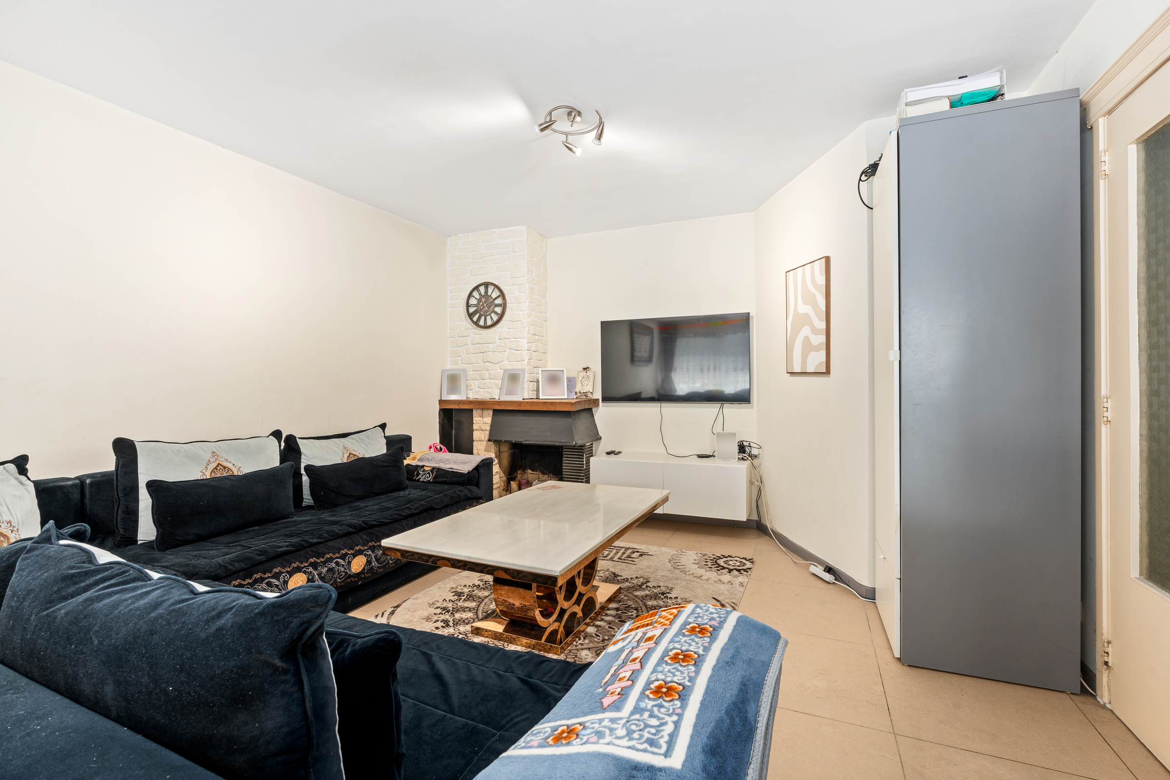 Appartement met staanplaats en kelder in Evere - foto 5