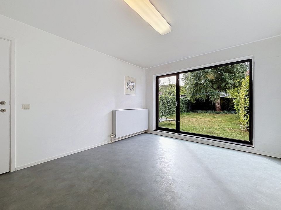 Charmante bel-etagewoning met 3 slaapkamers en leuke tuin in Mortsel - photo 5