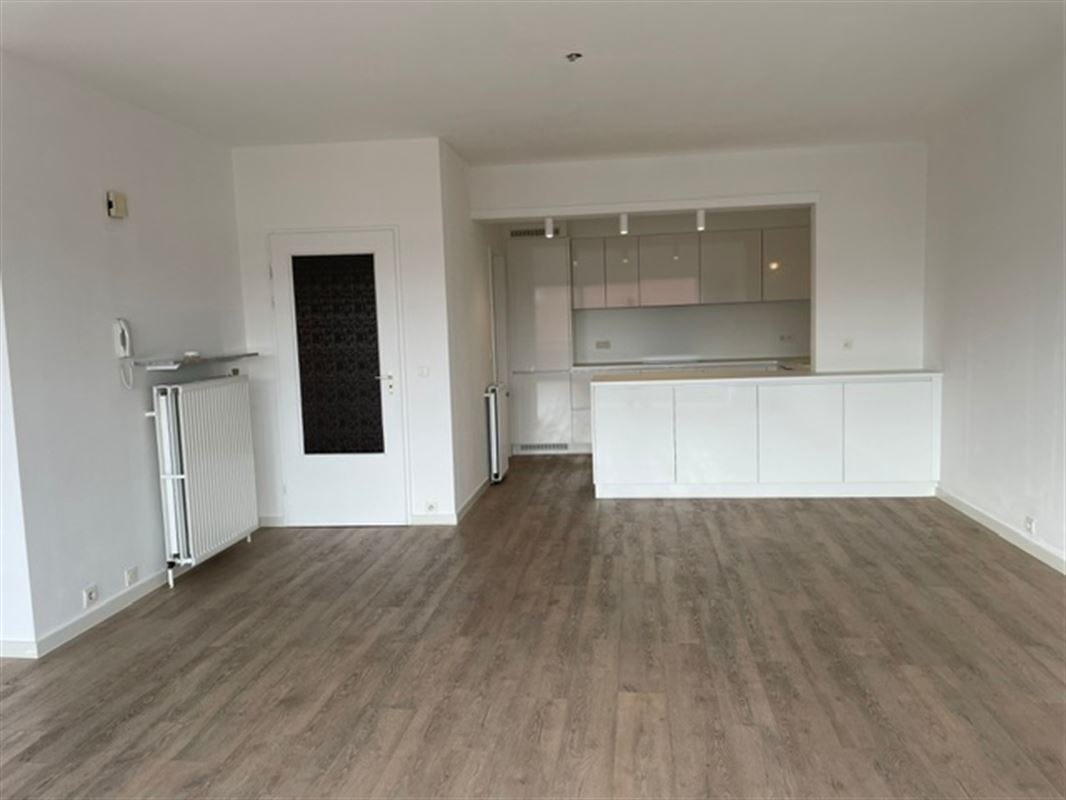 Verzorgd appartement met 2 slaapkamers - foto 3