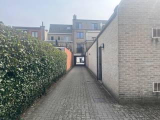 Garagebox te koop op goede locatie te SchildeGaragebox gelegen op het gelijkvloers achter een appartementsgebouw, op de Turnhoutsebaan in Schilde.De...