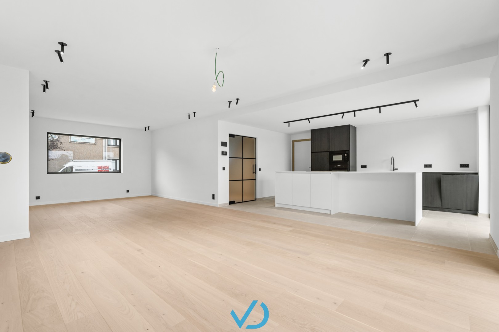 Luxueuze villa met 4 slaapkamers op een prachtig perceel nabij het centrum van Ieper! - foto 2