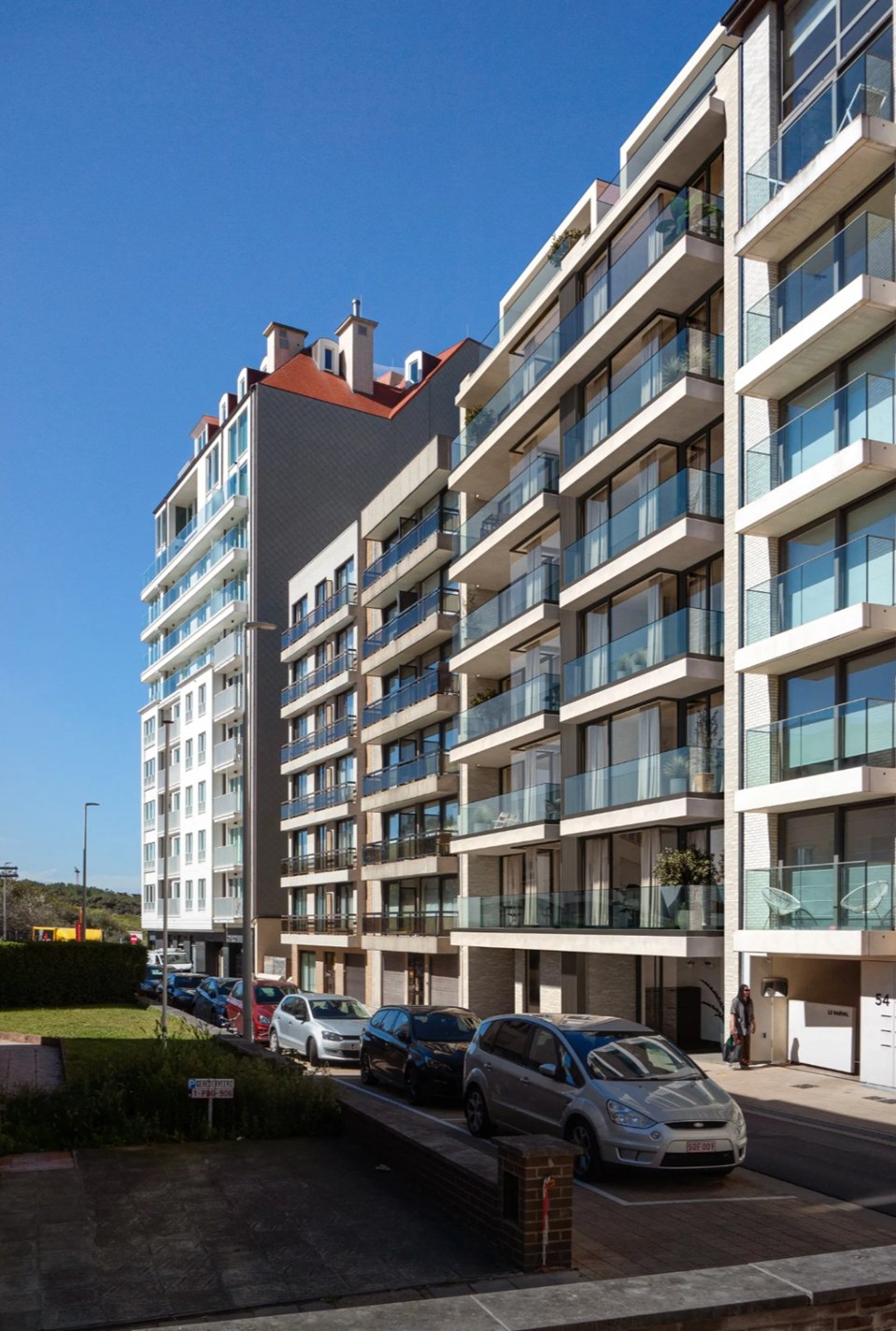 Apartment for sale in Knokke-Heist with 2 bedrooms - photo 3