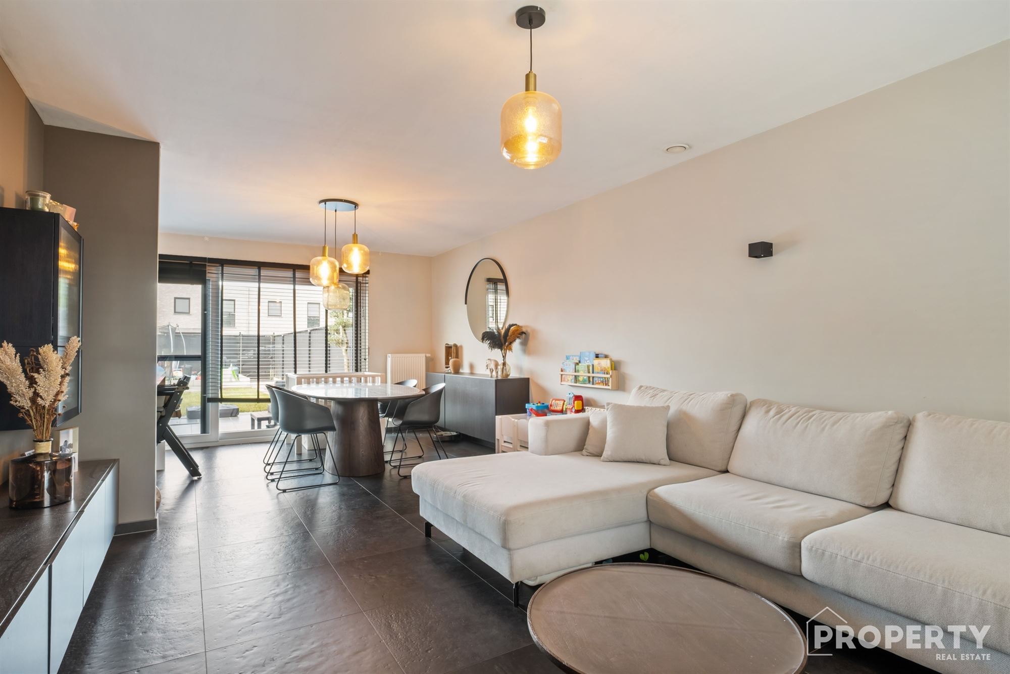 House - photo 2