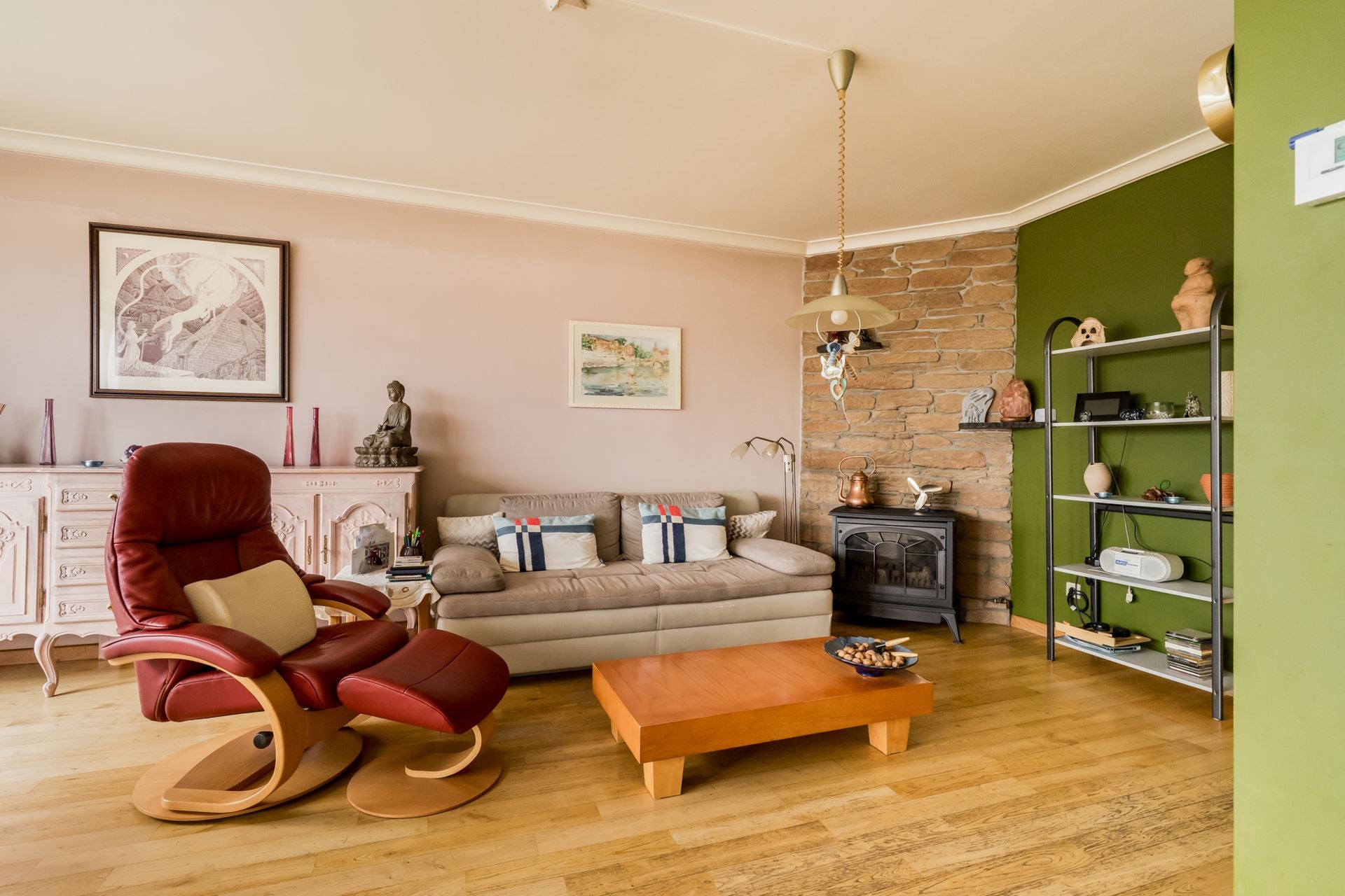 Appartement op de 5de verdieping nabij station. - foto 4
