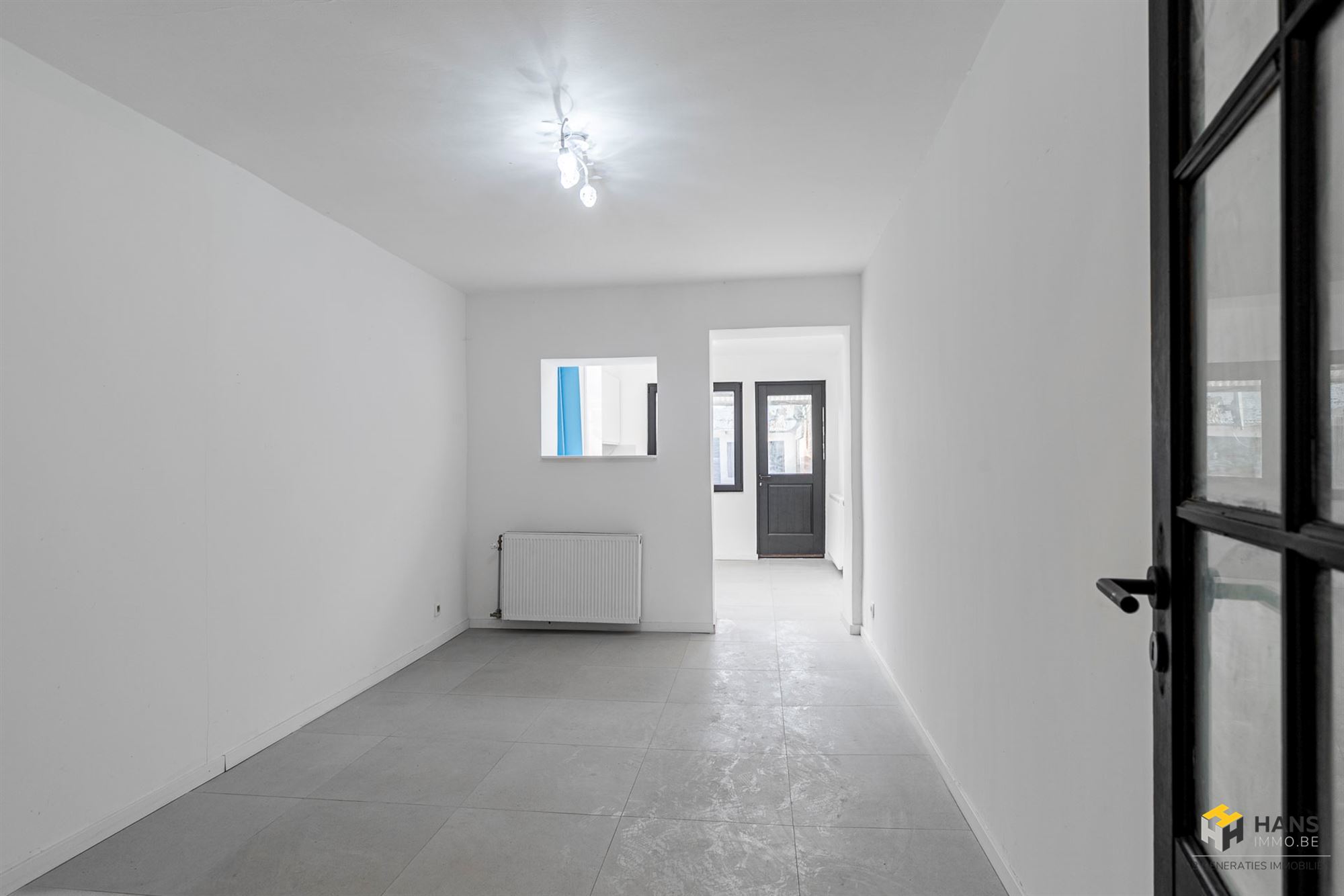 Gerenoveerde confortawoning (80 m²) met 3 slaapkamers en tuin (28 m²) in Deurne. - foto 3