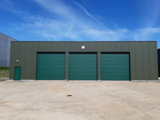 Bedrijfshal te huur!De hal is gelegen op de volledig gerenoveerde Flam site, in de Fabrieksstraat te Sint-Truiden, in een afgesloten domein met...