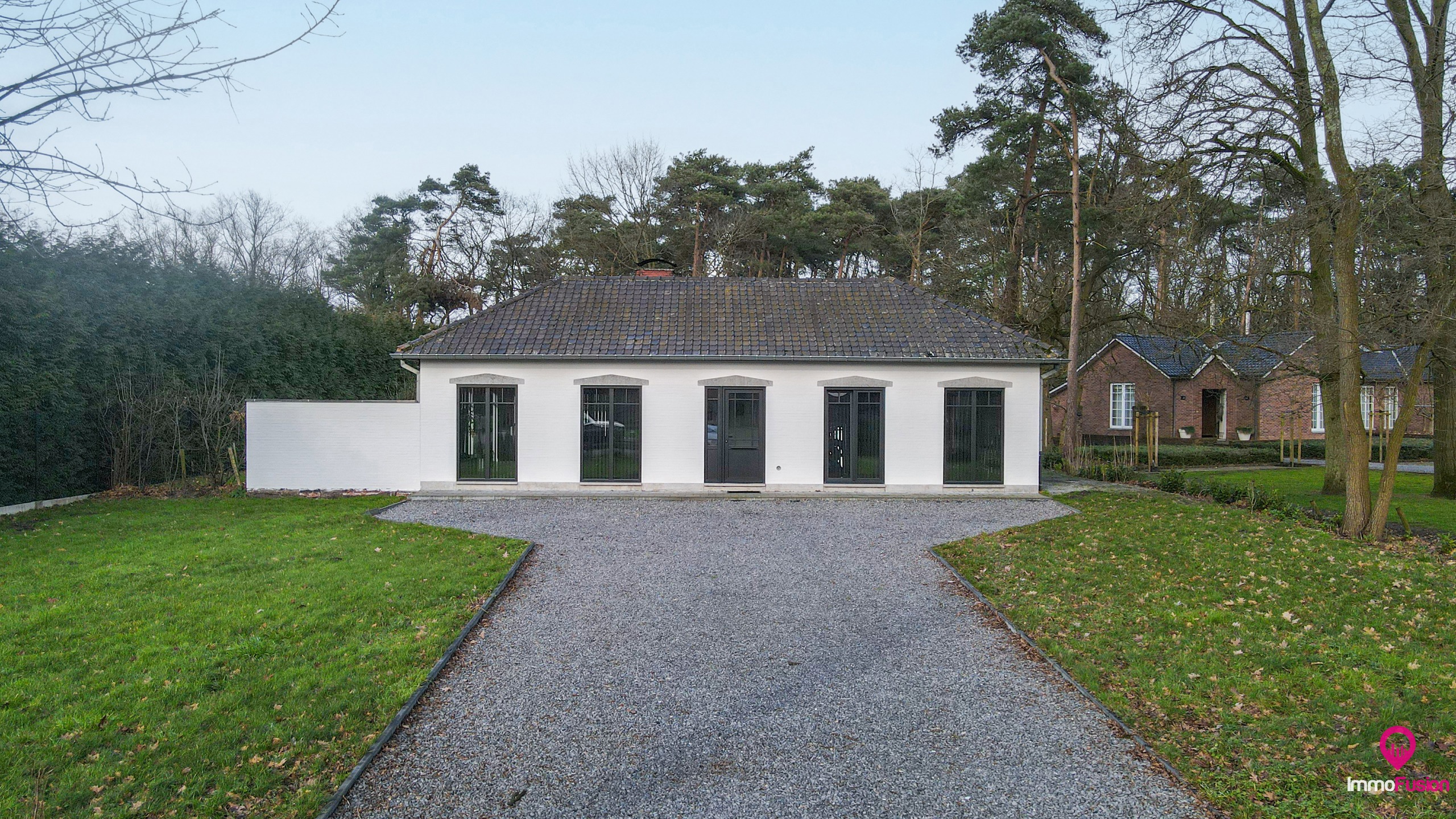 Goed gelegen landelijke villa met 12are grond op toplocatie! - foto 5