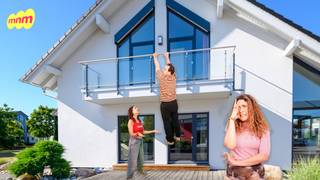 <p>Helaas… Dit huis staat jammer genoeg niet voor een spotprijs te koop.<br />Maar het zou wel eens realiteit kunnen worden.<br />Wil jij jouw droomwoning waarmaken, maar heb je nog dat extra duwtje in de rug nodig? MNM to the rescue!<br />Word baksteenrijk en win De MNM Baksteen van €100.000.<br /><br />Schrijf je nog t.e.m. 27 juni in op VRT MAX en claim jouw plek in de grote finale van De MNM Baksteen!<br /><br />https://interactief.vrt.be/quiz/1618524_213/demnmbaksteen.html?utm_medium=referral&amp;utm_source=mnm&amp;utm_campaign=mnm-baksteen-zoekertjes<br />(of https://tinyurl.com/3j8m7b9f)</p>