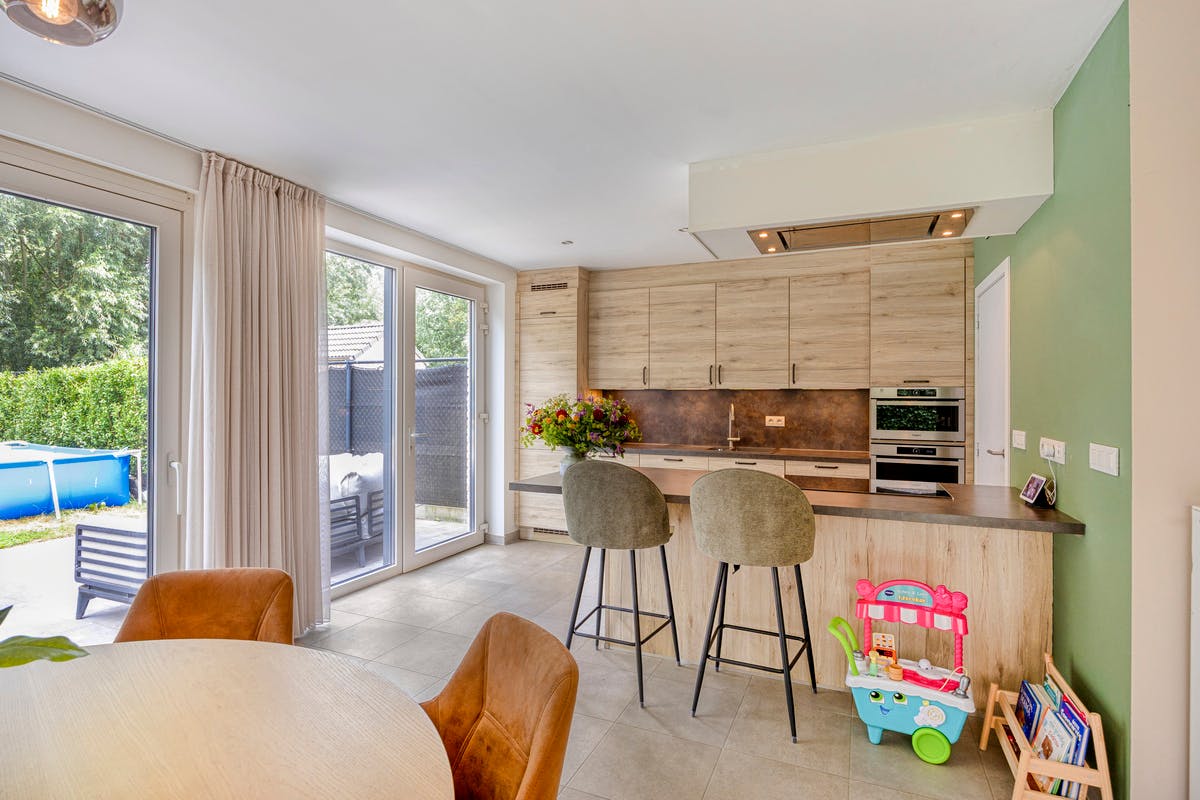 Instapklare halfopen bebouwing met hedendaags comfort - foto 4