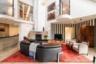 Unieke, open architectenwoning gelegen in rustige en groene, bosrijke omgeving in één van de mooiste wijken te Retie, nabij Postel en de...