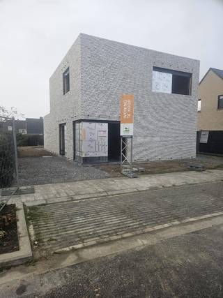 House for sale in Roeselare