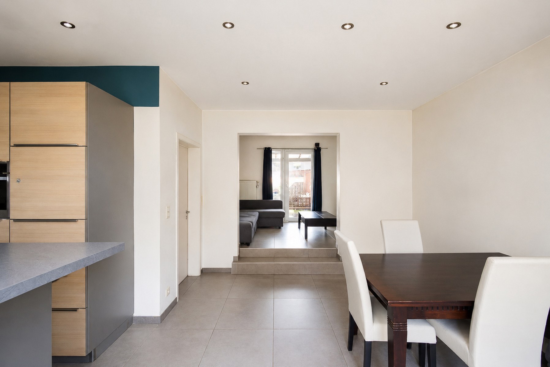 Rustig gelegen woning met garage en tuin - foto 4