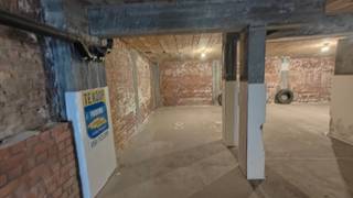 Covered parking space for sale in the basement of the Aosta residence. This residence is located in the Gouden Boomstraat, the entrance is in...