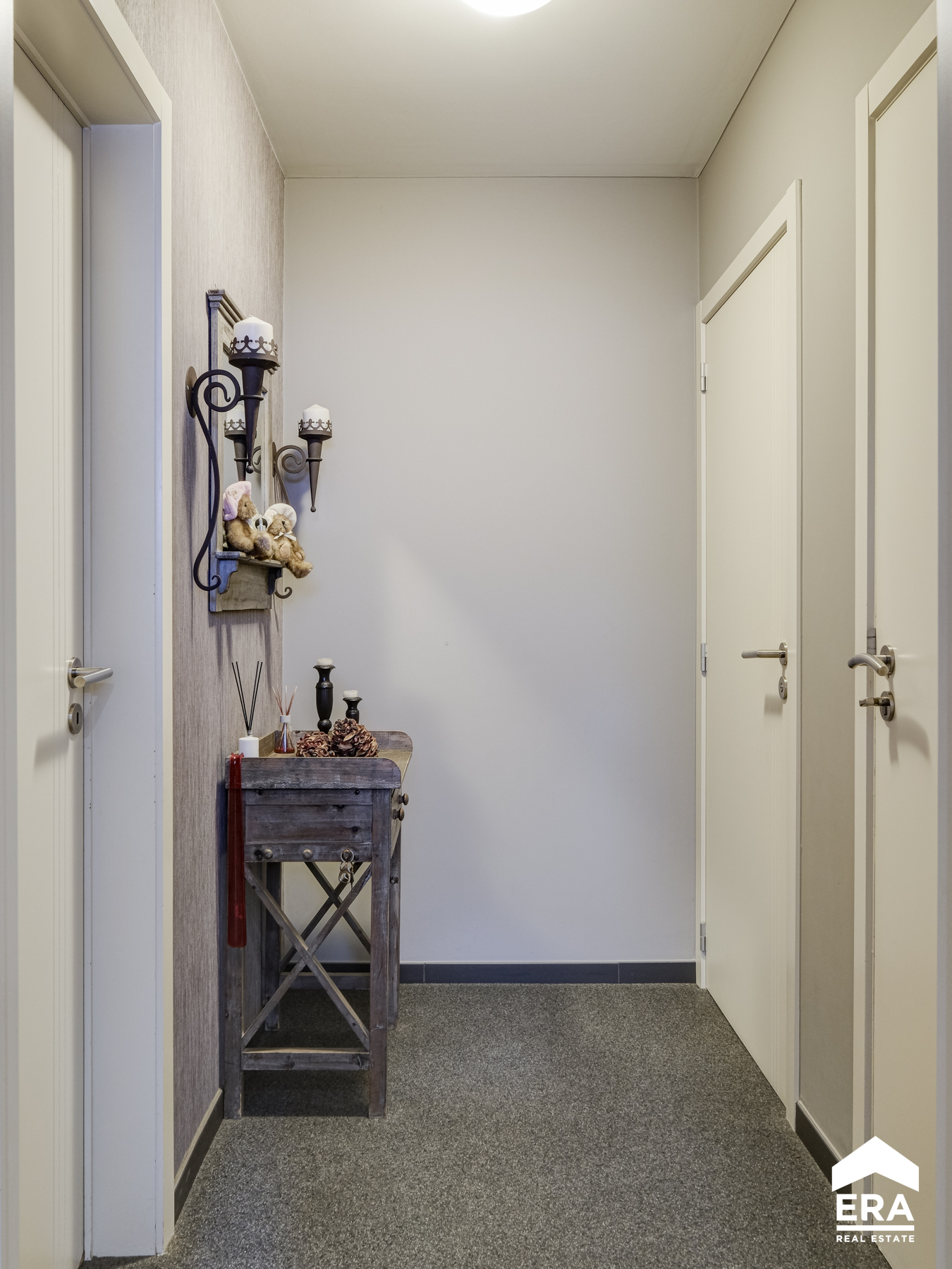 Appartement à vendre à Neerpelt avec 3 chambres - photo 2