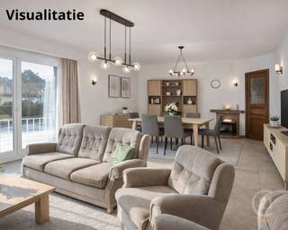 Dit appartement op de gelijkvloers in Westende-Bad biedt een uitstekende renovatiekans. Het beschikt over drie slaapkamers, een badkamer, een...