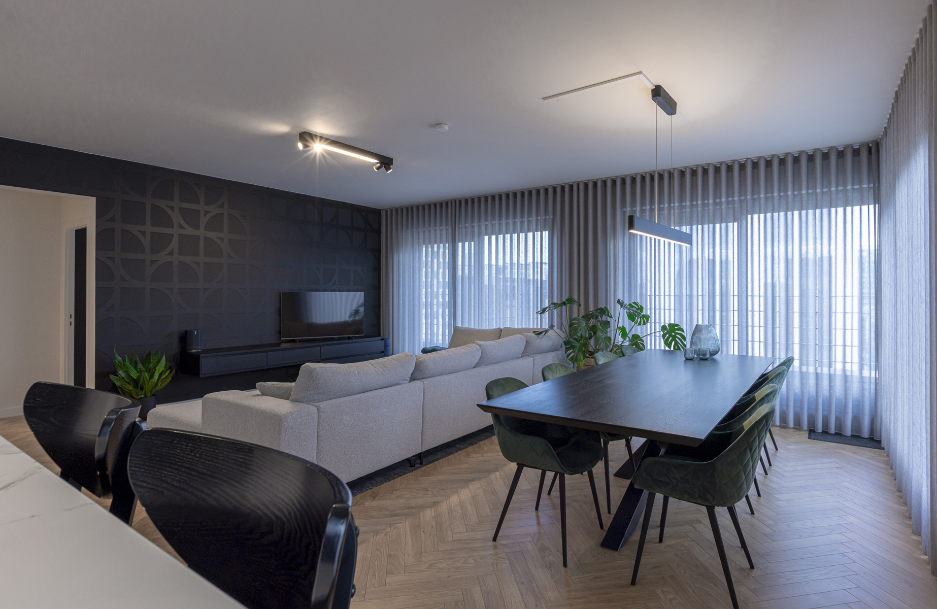 Penthouse with 2 bedrooms and terrace in Brussels - photo 5