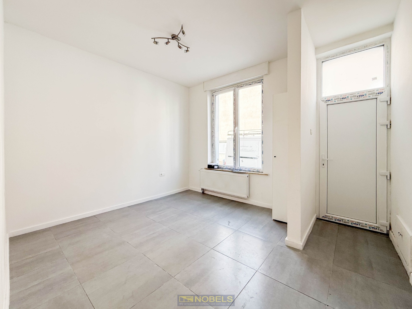 Te koop, opgefriste stadswoning op een gunstige locatie te Gent - foto 4