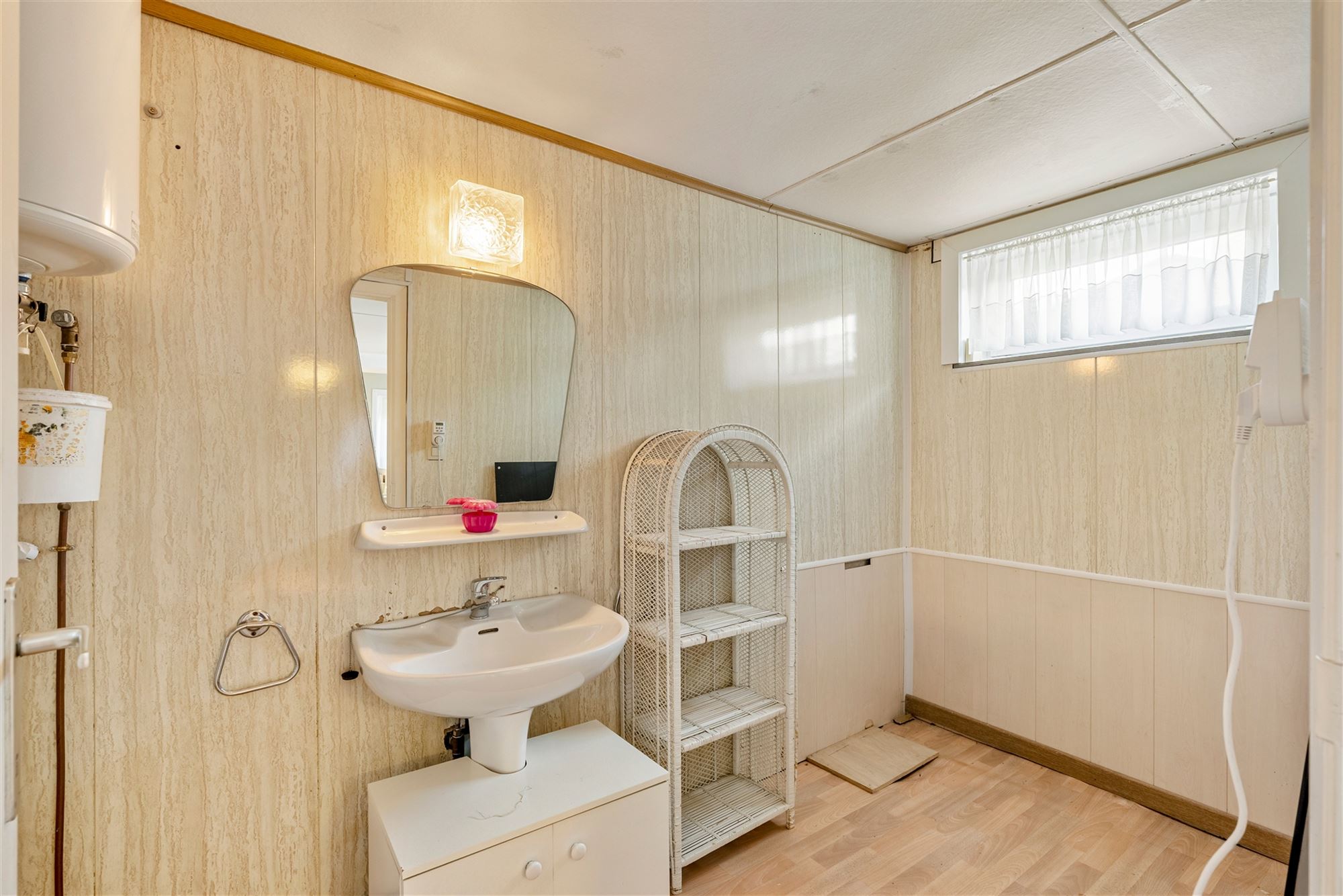 Charmante te renoveren woning met potentieel - foto 5