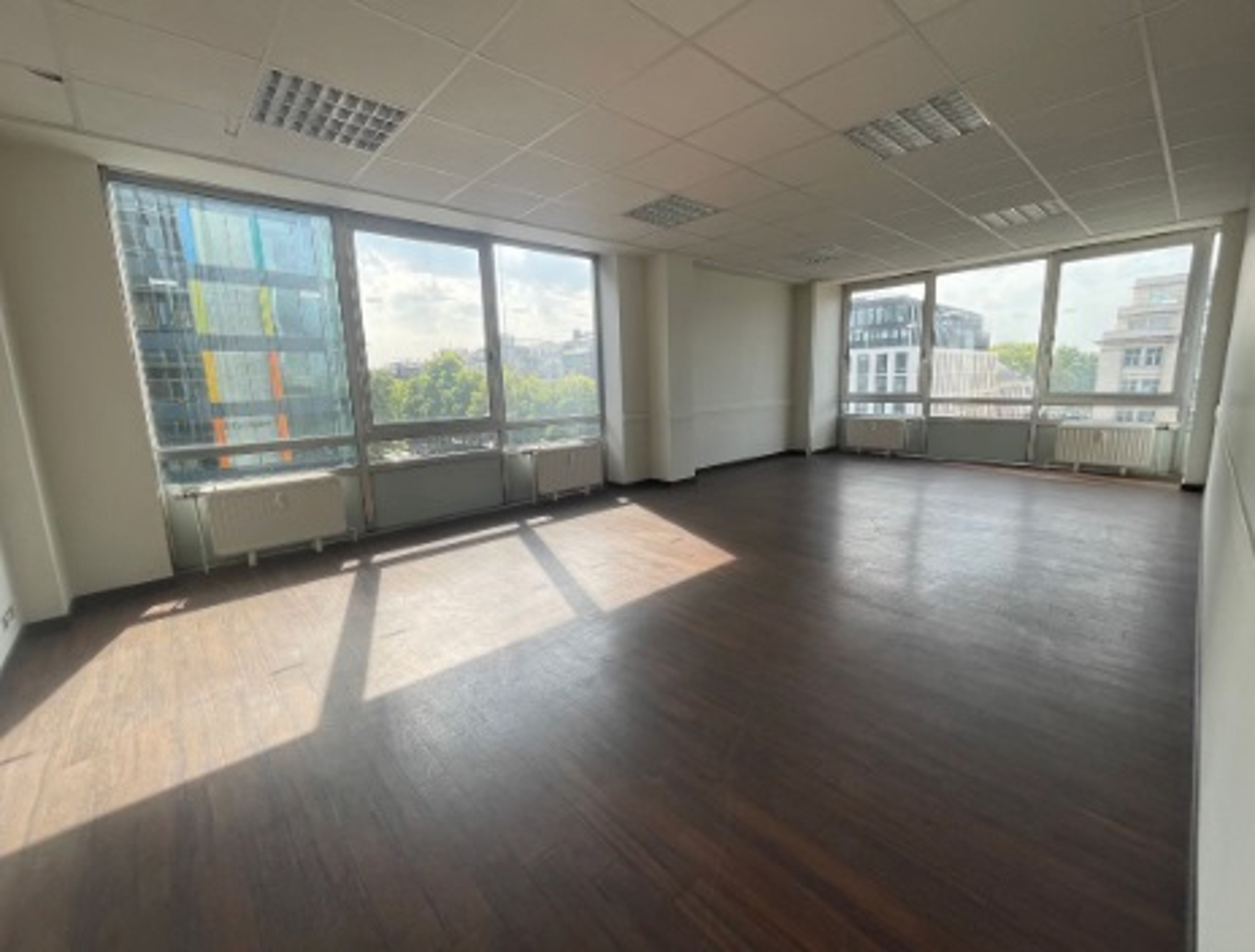 Kantoor te koop op een top locatie - foto 2