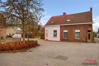 Uniek afgewerkt!  Op zoek naar een compact huis met meer dan je zou vermoeden? Uniek, volledig afgewerkt, tiny-house-stijl!  Alles in dienst van...