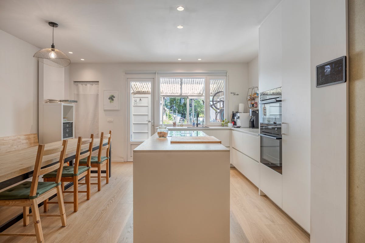 Ready-to-move house for sale in the center of Wilrijk - photo 5