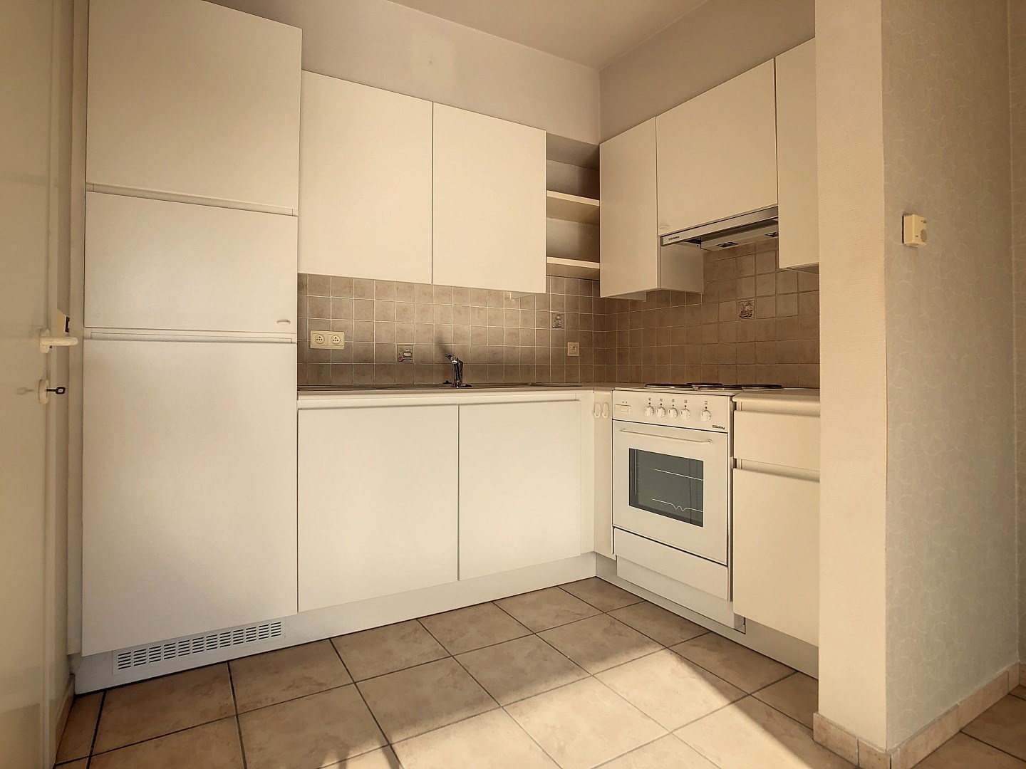 Centraal gelegen appartement met garage én extra staanplaats in centrum Staden - foto 4