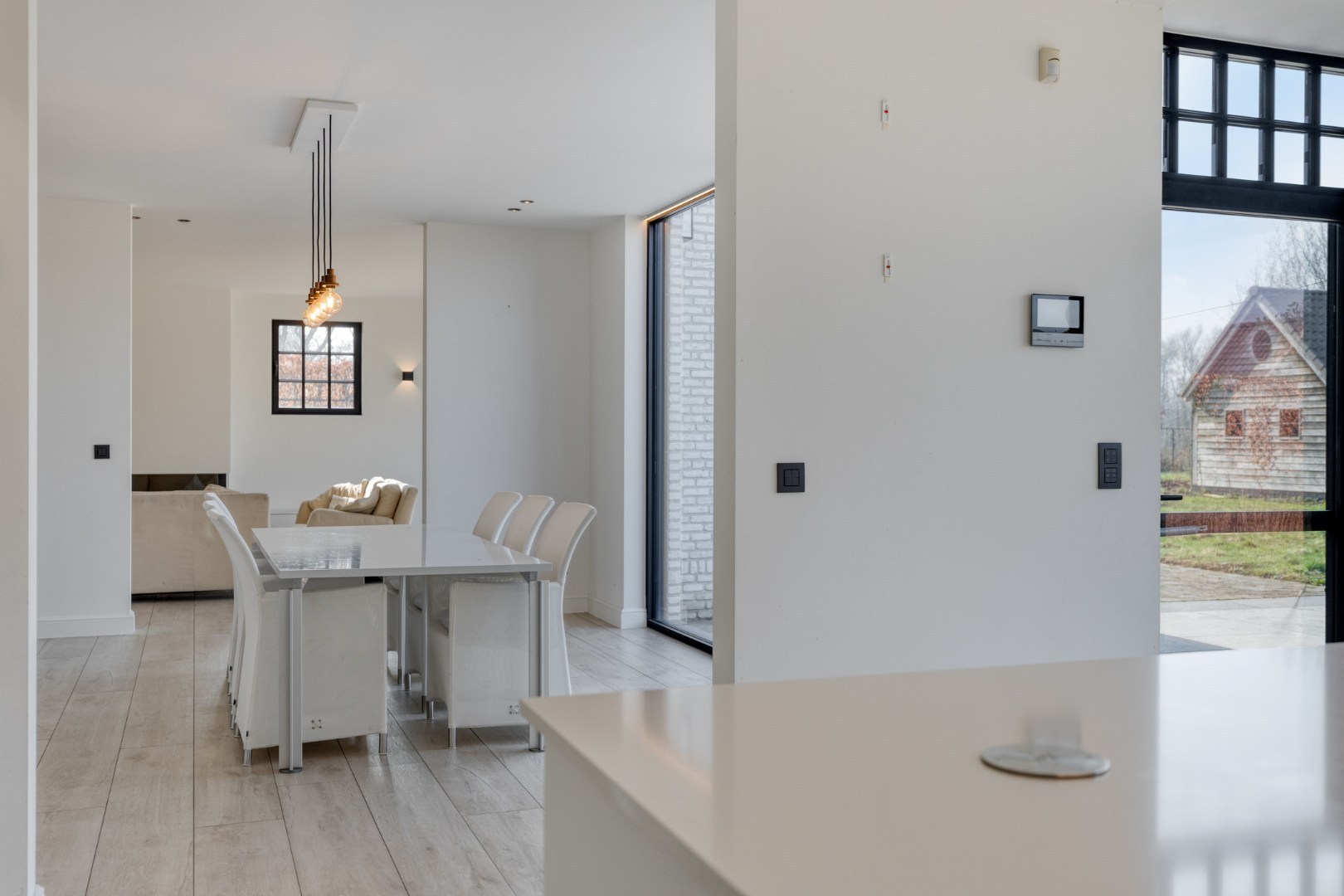 Geheel van schitterende villa + naastgelegen gezinswoning met landelijke ligging in Tongerlo - foto 5