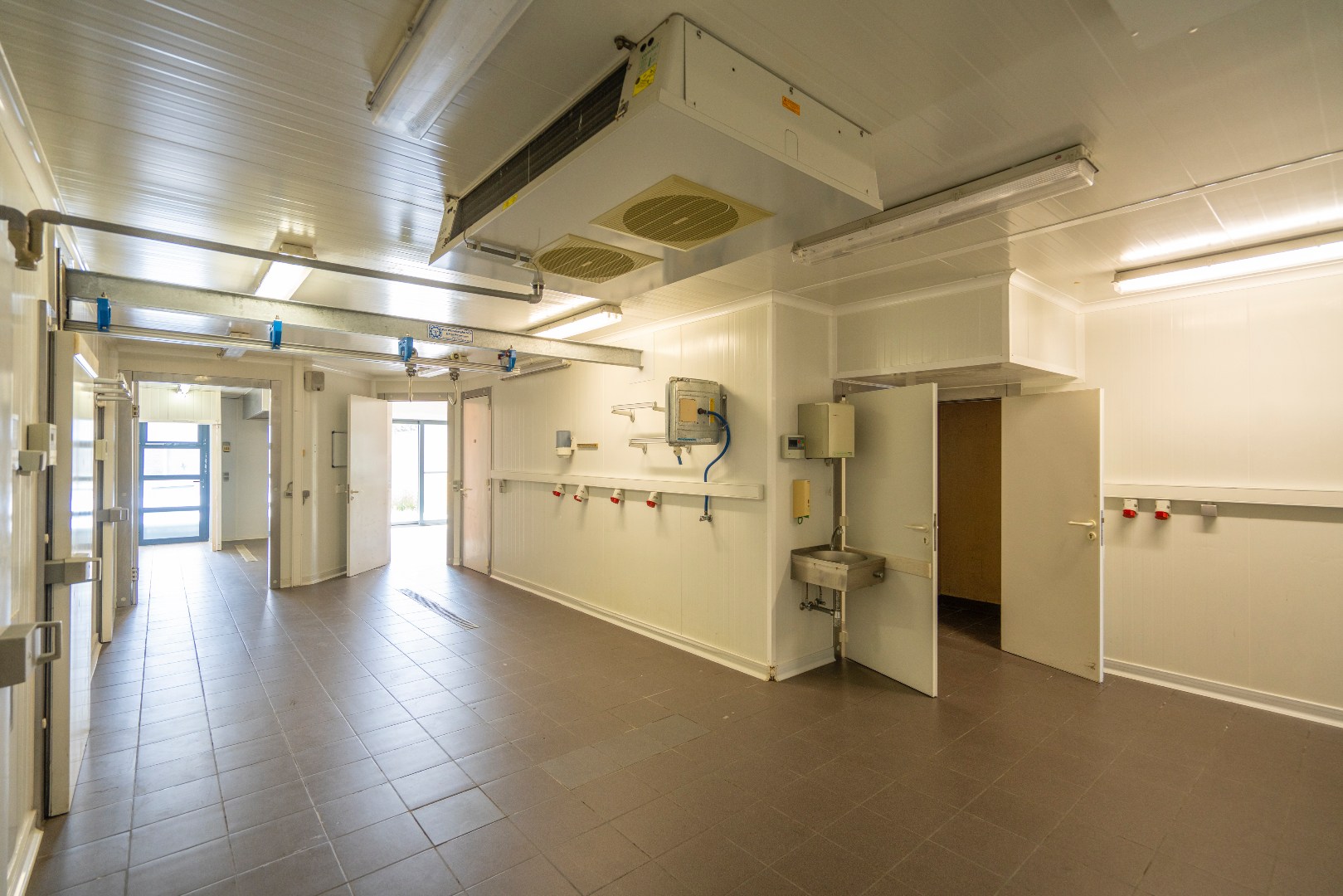 Apartment for sale in Harelbeke with 4 bedrooms - photo 4