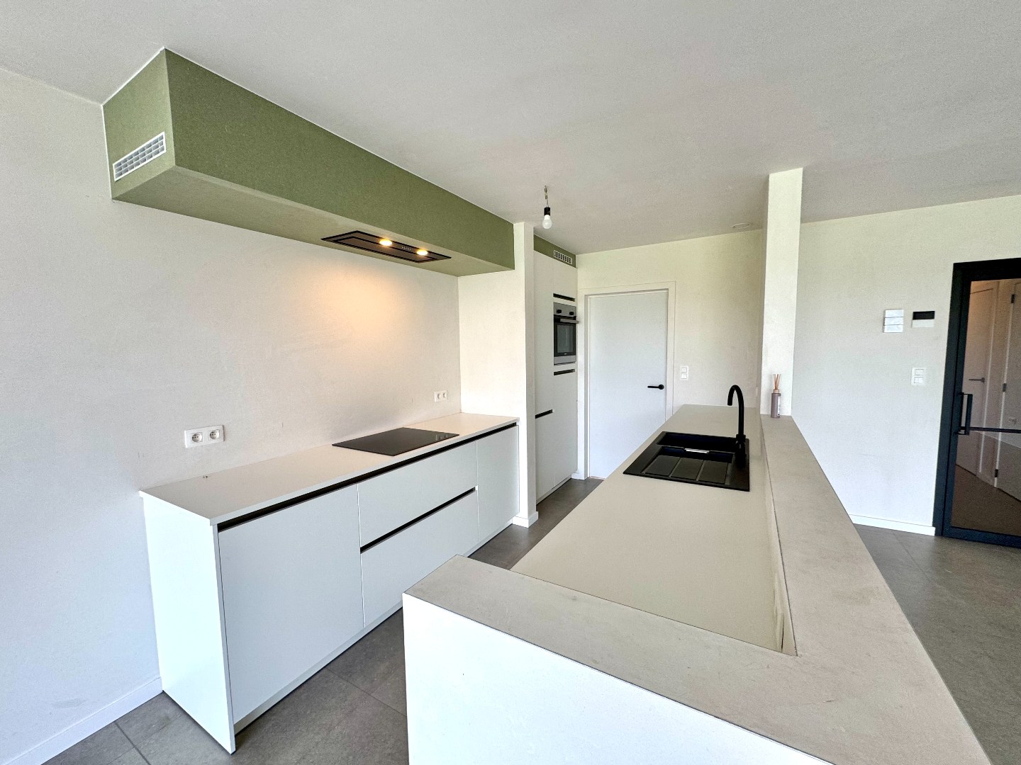 NIEUWBOUW WONING MET 3 SLAAPKAMERS, GARAGE EN TUIN (515m²) - foto 4