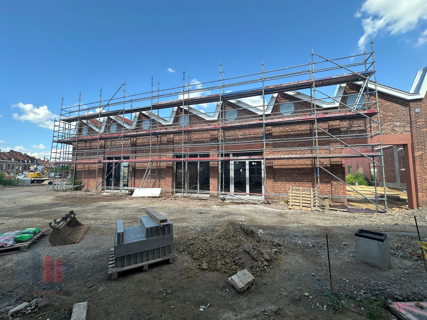 397 m² kantoren te koop naast E17 - foto 2