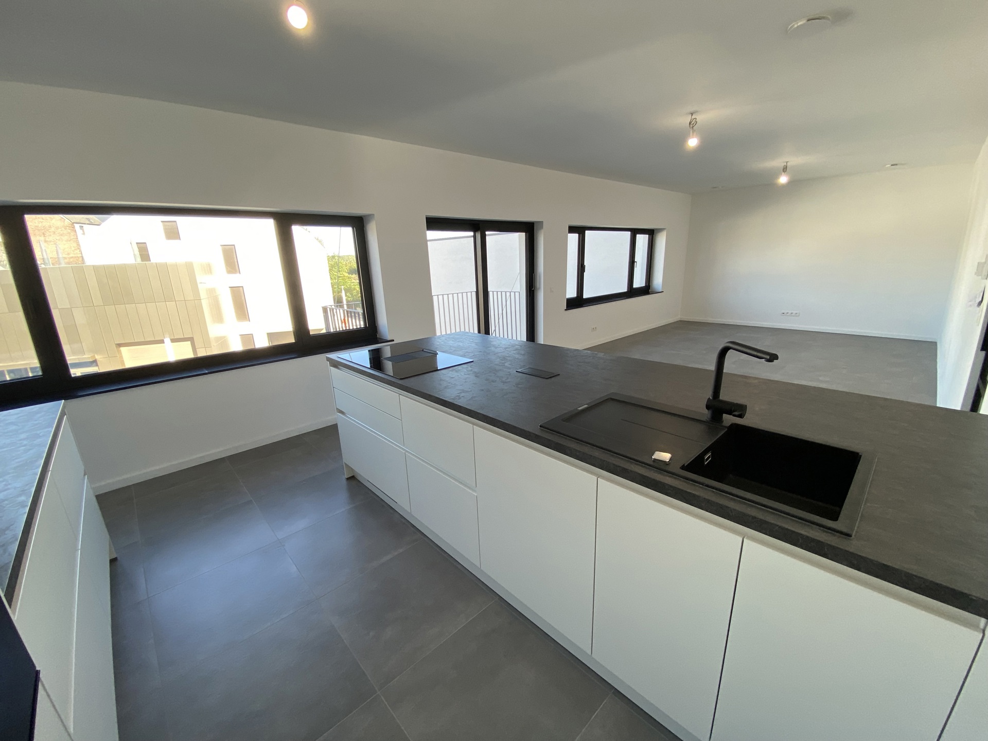 Apartment for sale in Aalst with 3 bedrooms - photo 2