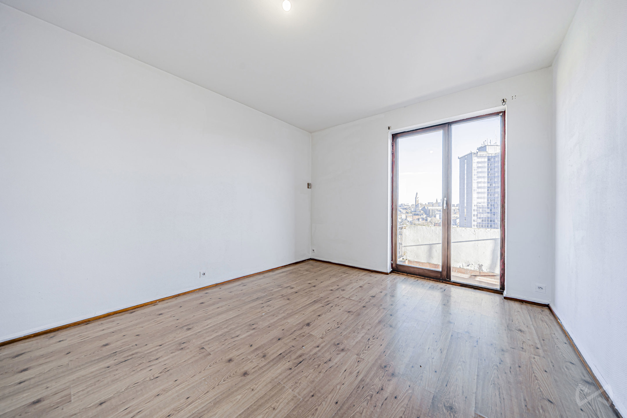 Apartment for sale in Charleroi with 2 bedrooms - photo 5