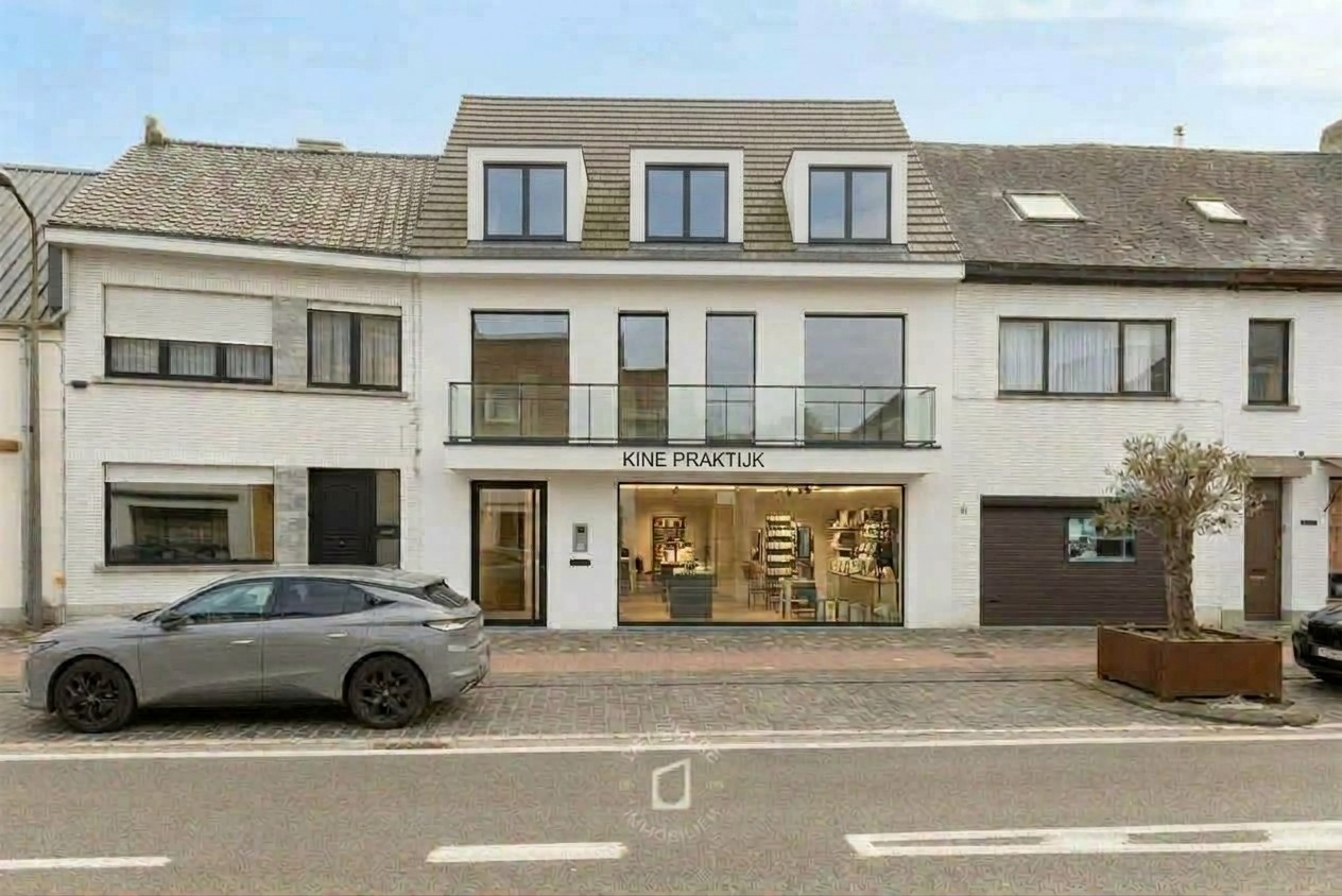 SOLIDE PERFECT ONDERHOUDEN (HANDELS)WONING MET GARAGE BRUSSELBAAN - foto 4