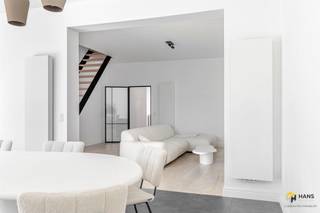 Deze prachtige woning is rustig gelegen tussen de Rupel en het natuurdomein De Kleiputten, een ideale omgeving voor wie houdt van groen en...