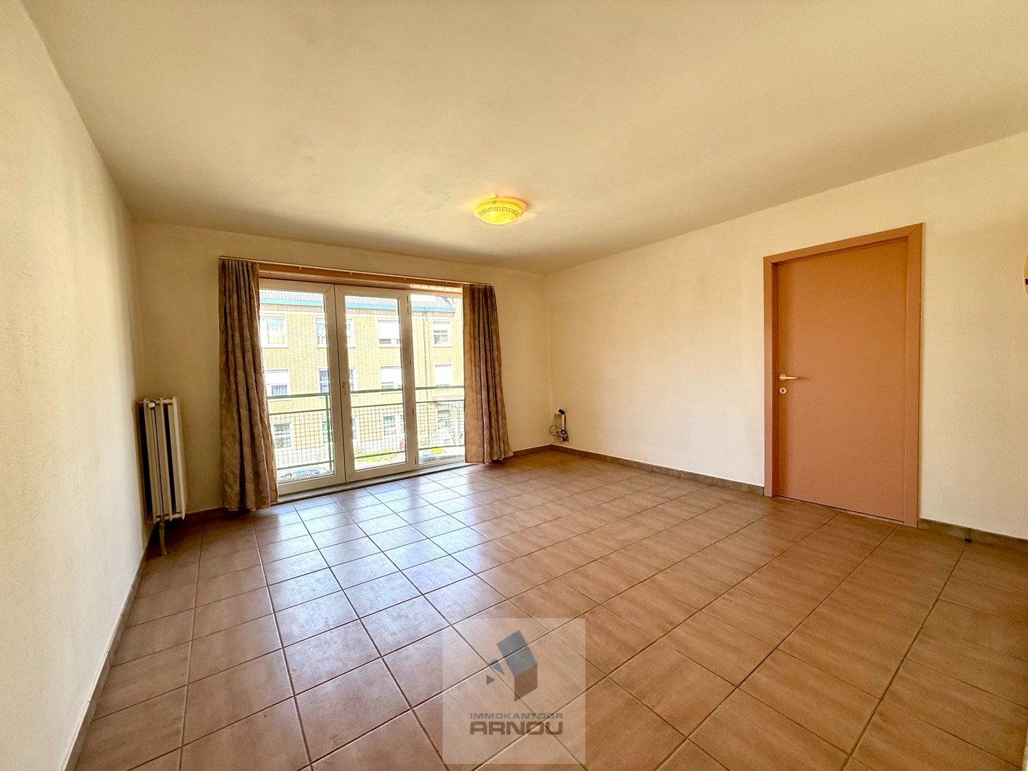 Appartement met 1 slaapkamer en parking  in het centrum - foto 4