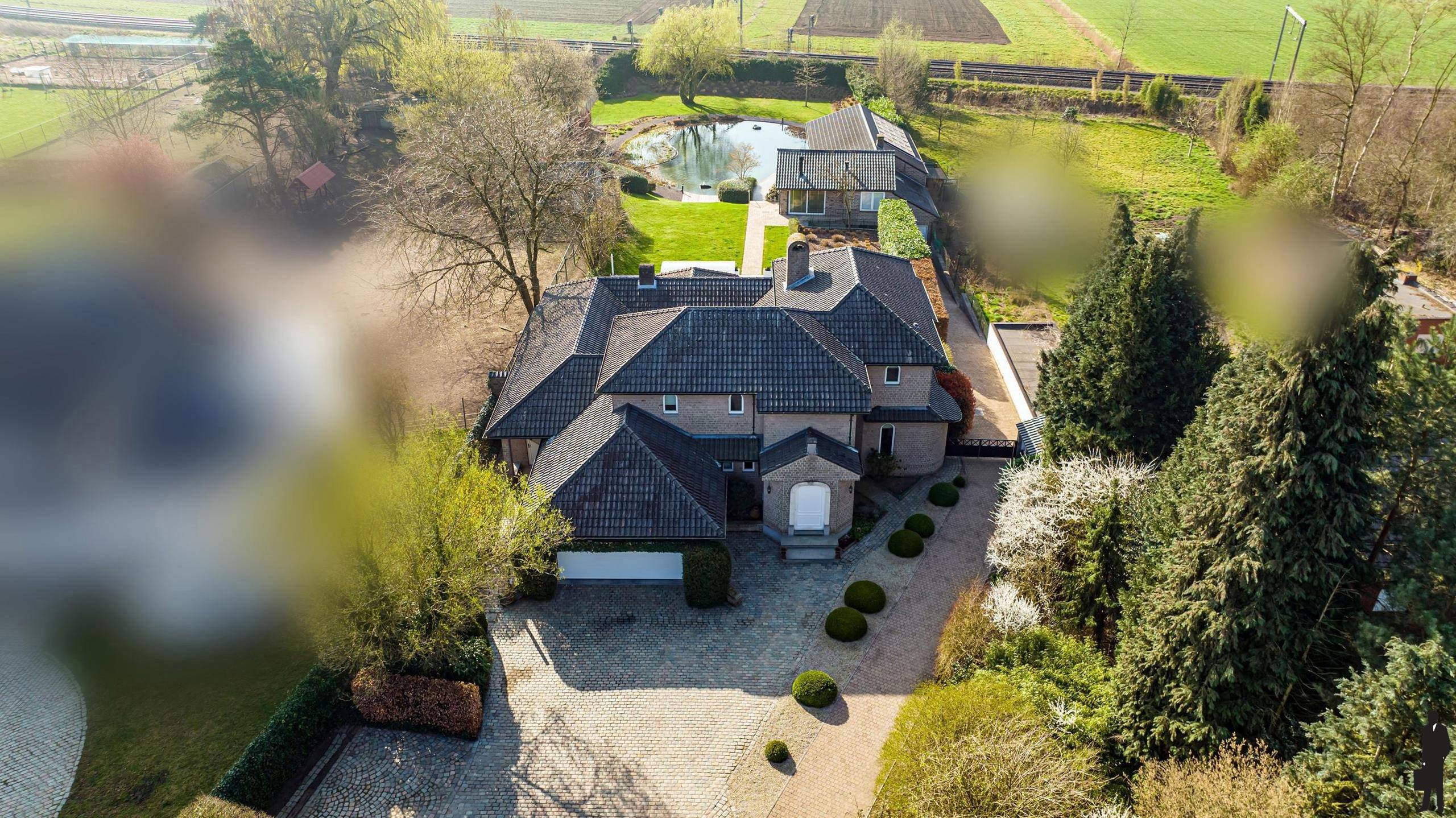 Buitengewone mediterraanse villa op 3805m². - foto 4