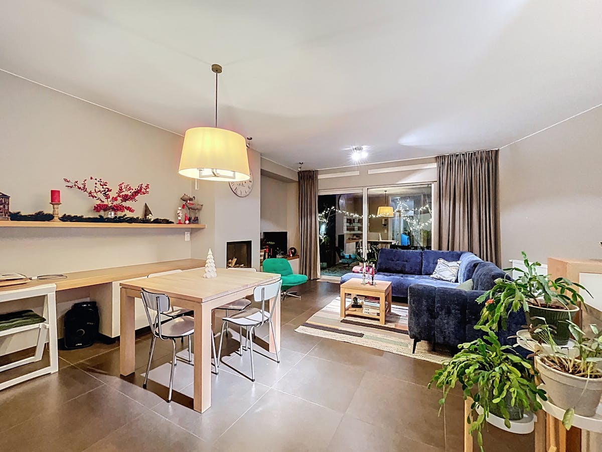 Bemeubeld appartement te huur met twee slaapkamers - foto 1