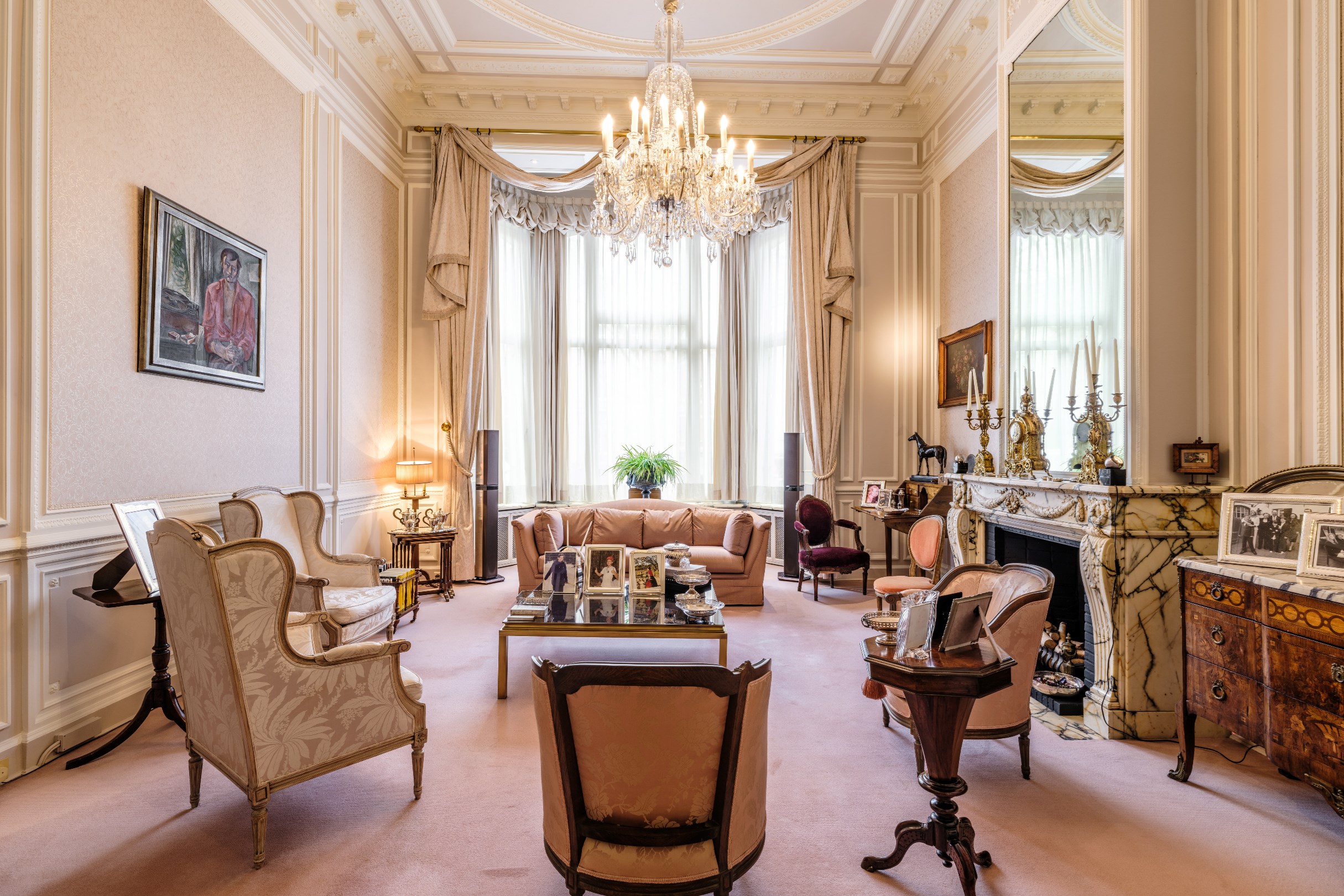 Une maison de maître unique et pleine de caractère - photo 4