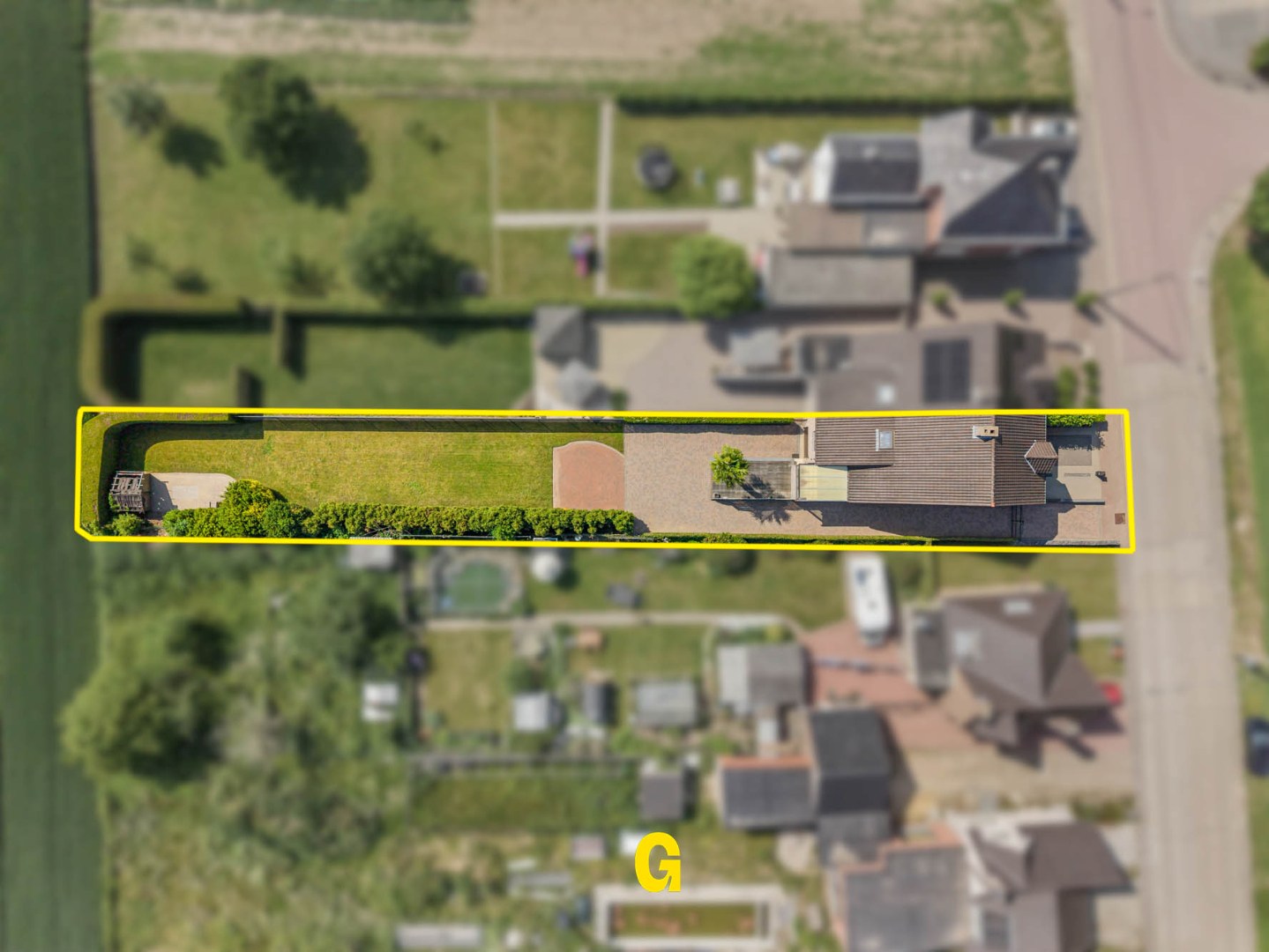 Degelijk gebouwde halfvrijstaande woning met tuin op 7a 68ca, met blijvend zicht op achterliggend groen - foto 5