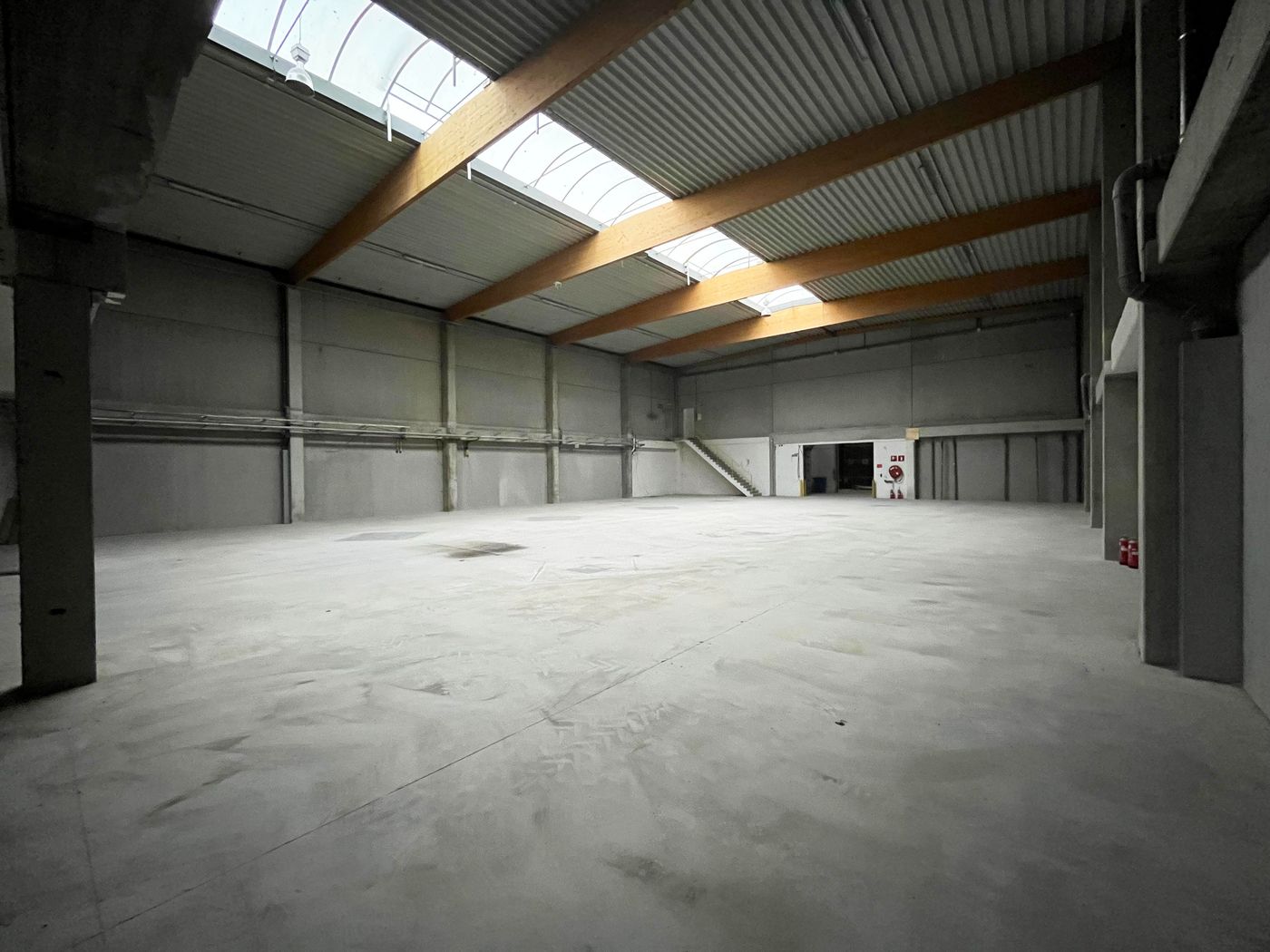 2.120 m² opslagruimte met 600 m² buitenstockage in Deinze - foto 3