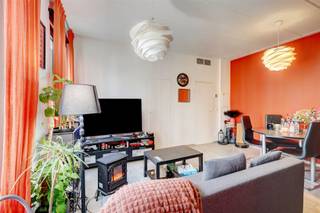 Dit gelijkvloerse kantoor thans ingedeeld als een appartement met één slaapkamer staat te koop in de Venusstraat in het centrum van Antwerpen...