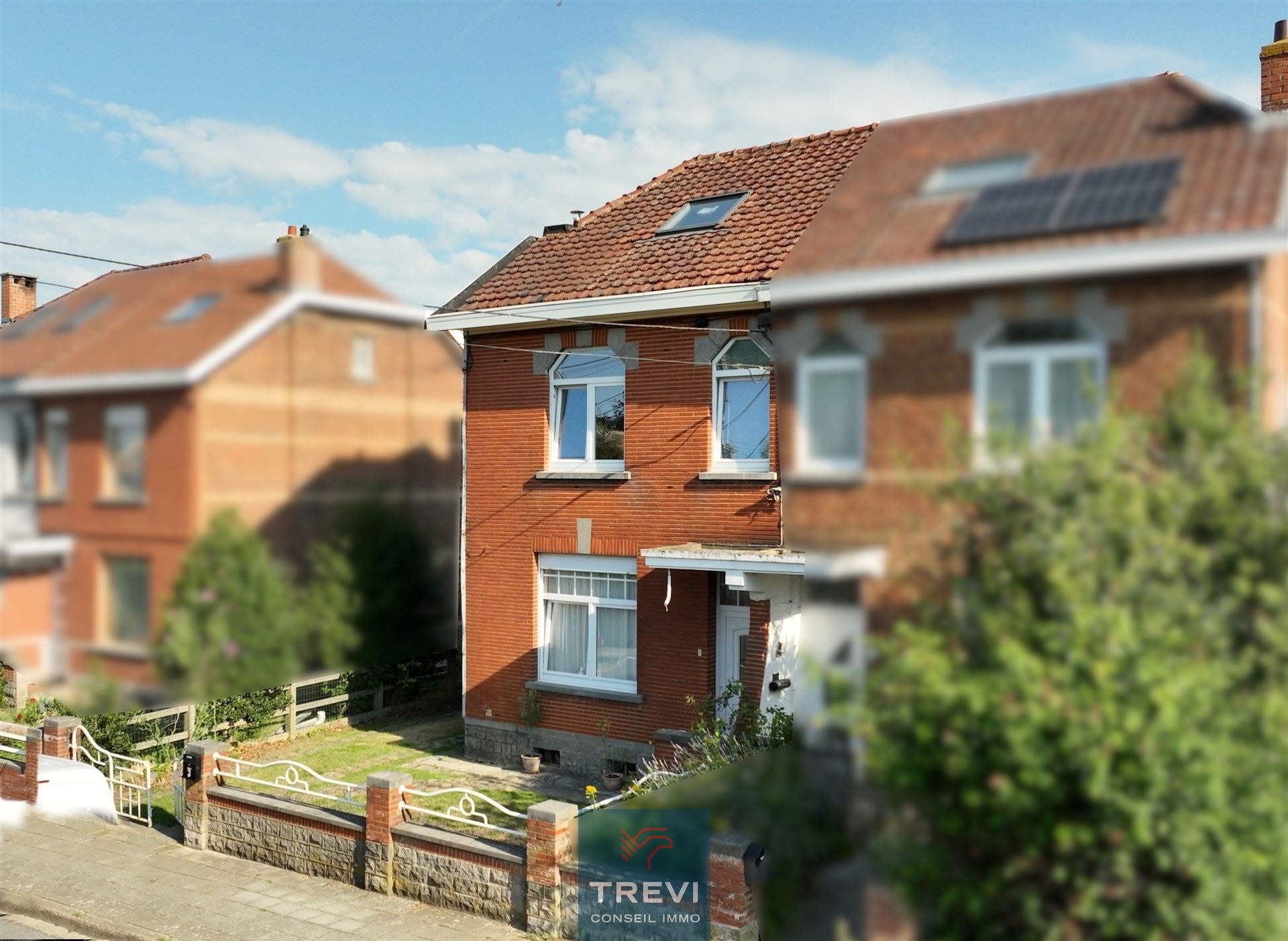 SOUS OPTION Belle maison rénovée 3 chambres, garage et un jardin - photo 1