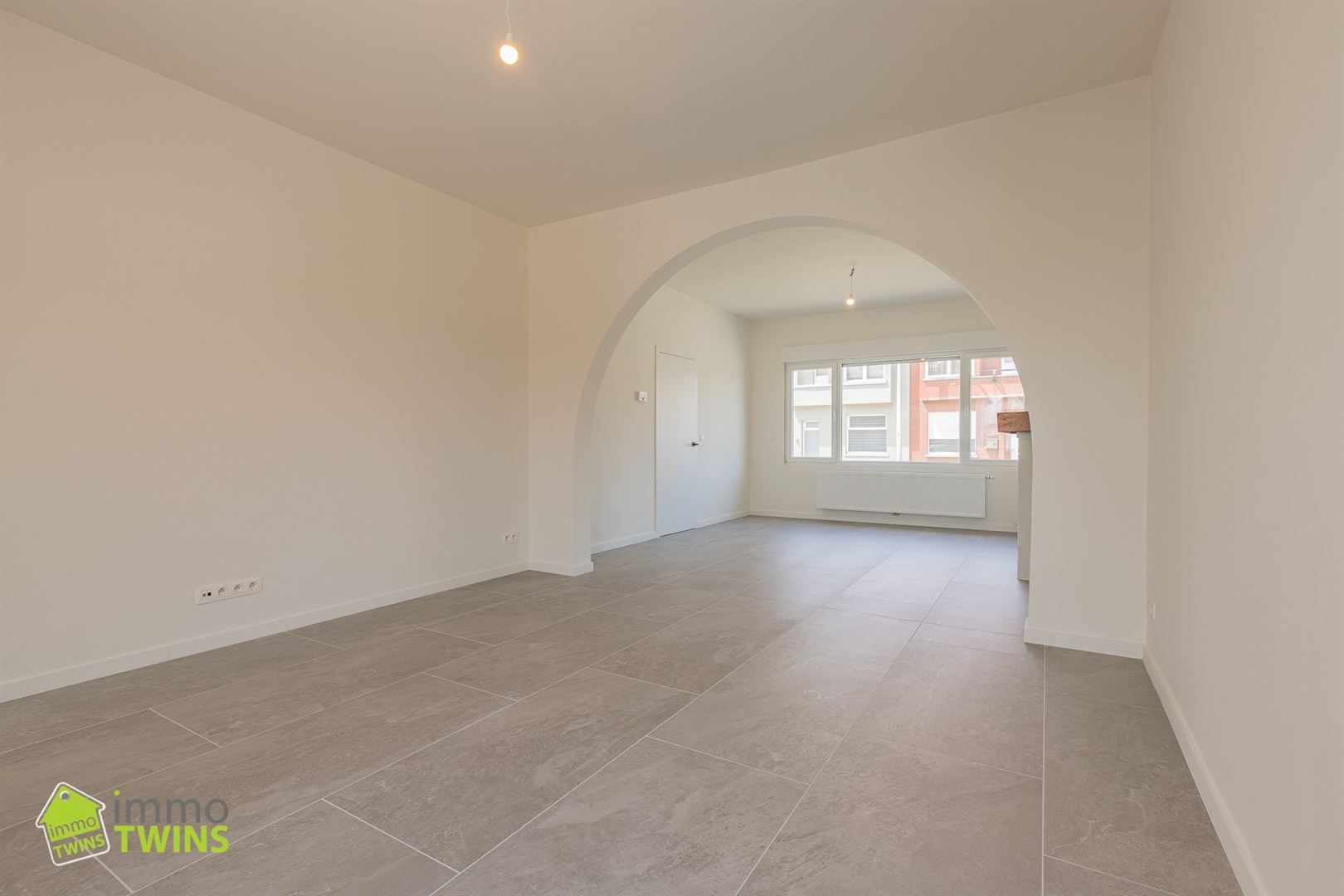 Te koop Instapklare ruime woning met achterliggende weide in Zele - foto 4