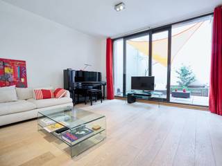 Ideaal gelegen nabij de Louizalaan en de Koningstuinen, aan de achterzijde van een recent gebouw, biedt dit appartement met één slaapkamer een...